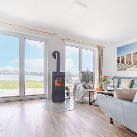 別荘 Lieblingsplatz By Seeblick Ferien Oro, Direkte Wasserlage,sauna,kamin オルペニッツ