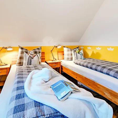 Lieblingsplatz By Seeblick Ferien Oro, Direkte Wasserlage,sauna,kamin *